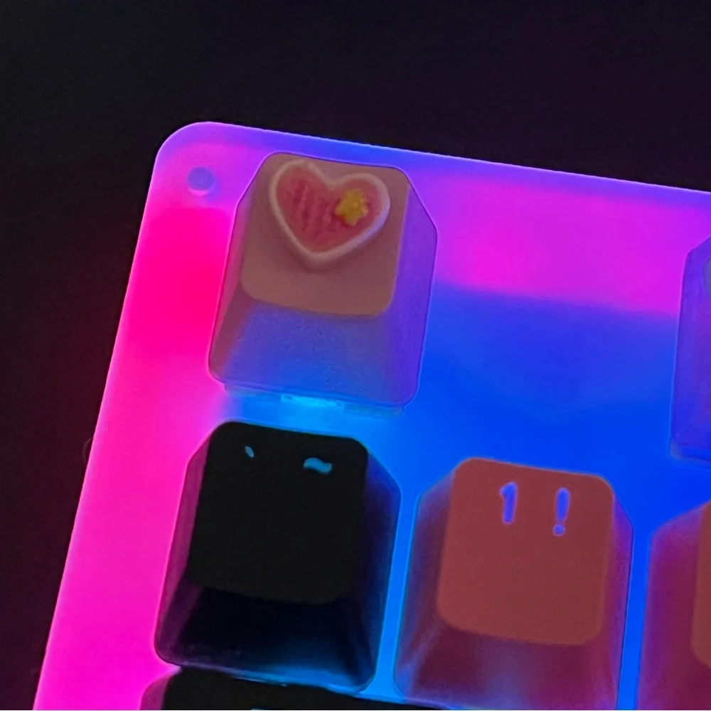 Cute Pink Heart Artisan Keycap, kawaii, for OEM Switches